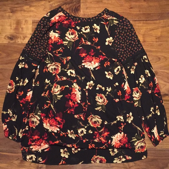 SOLD! Melrose and Market Black Floral Dress - Picture 2 of 5